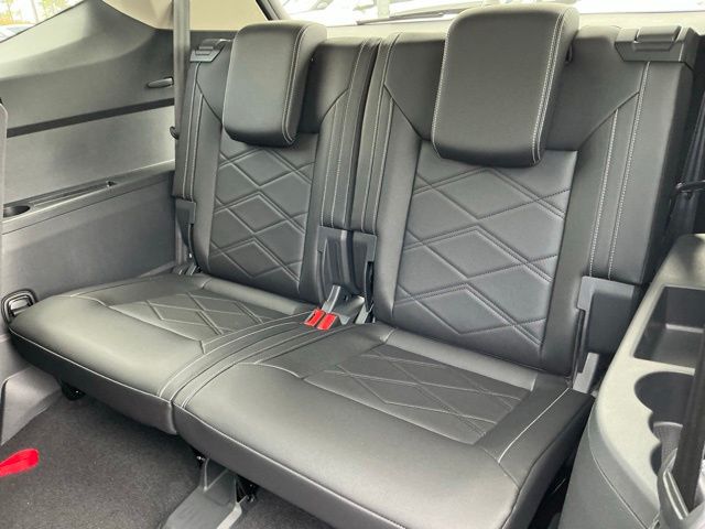 2026 Volkswagen Atlas SE w/Tech - Photo 16