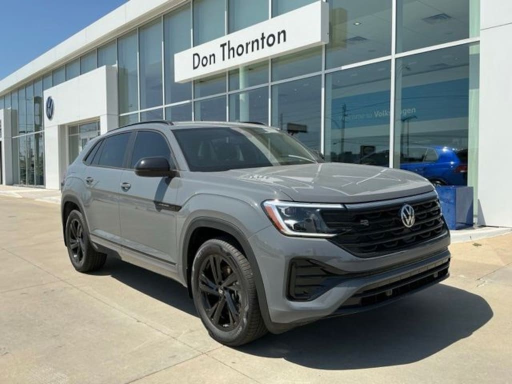 New 2026 Volkswagen Atlas Cross Sport SEL R-Line Black SUV