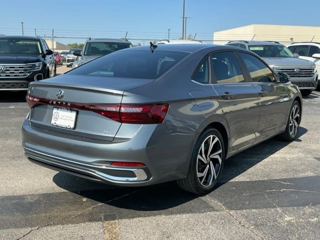New 2027 Volkswagen Jetta 1.5T SEL Sedan