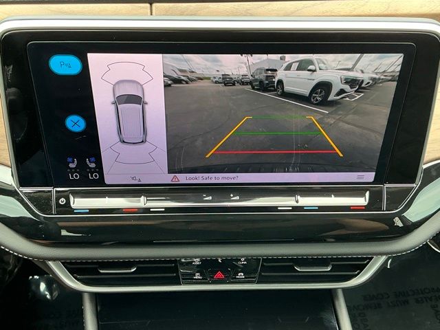 2026 Volkswagen Atlas SE w/Tech - Photo 25