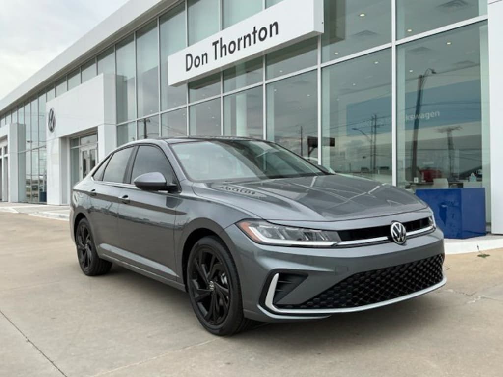New 2027 Volkswagen Jetta 1.5T SE Sedan