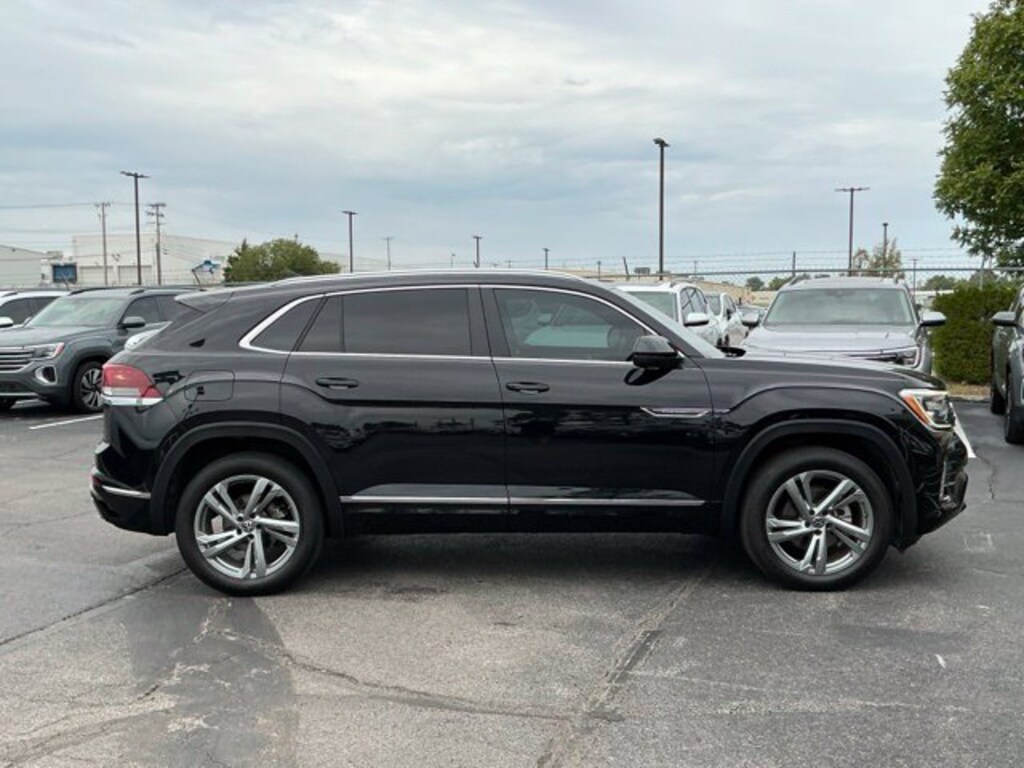 Certified 2024 Volkswagen Atlas Cross Sport 2.0T SEL R-Line SUV