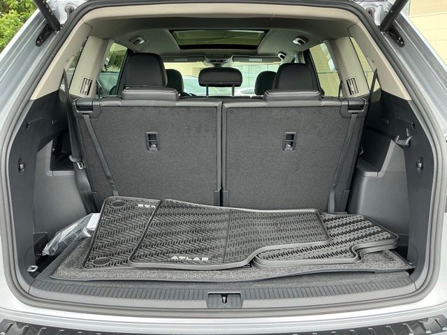 2026 Volkswagen Atlas SE w/Tech - Photo 17