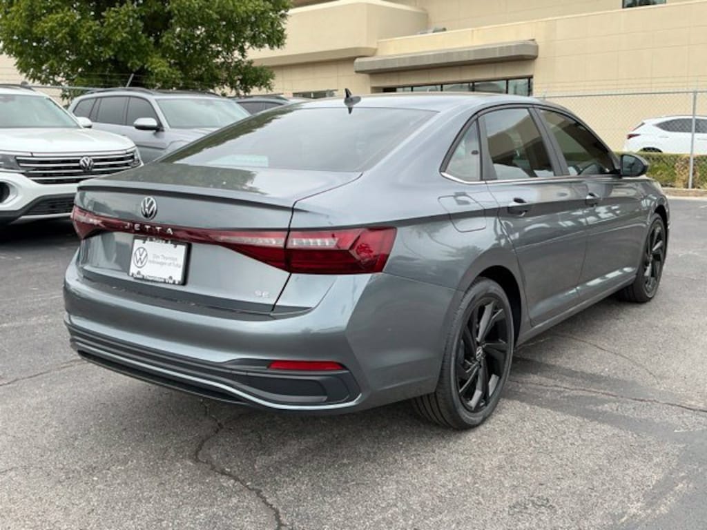 New 2027 Volkswagen Jetta 1.5T SE Sedan