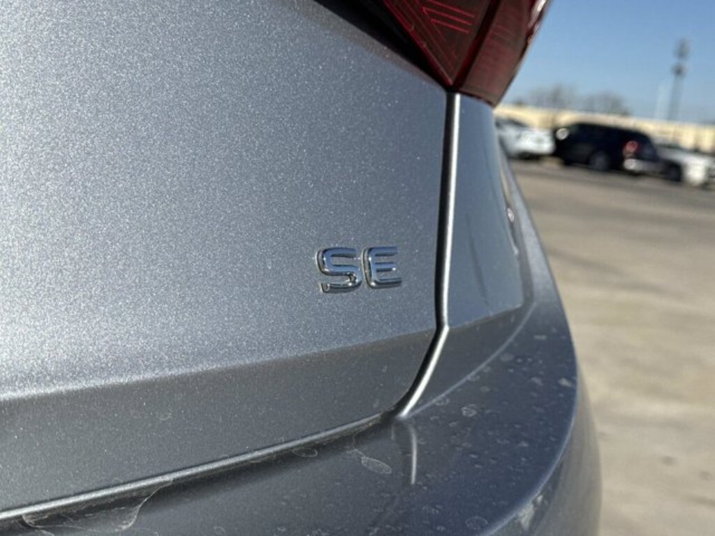 New 2026 Volkswagen Jetta 1.5T SE Sedan