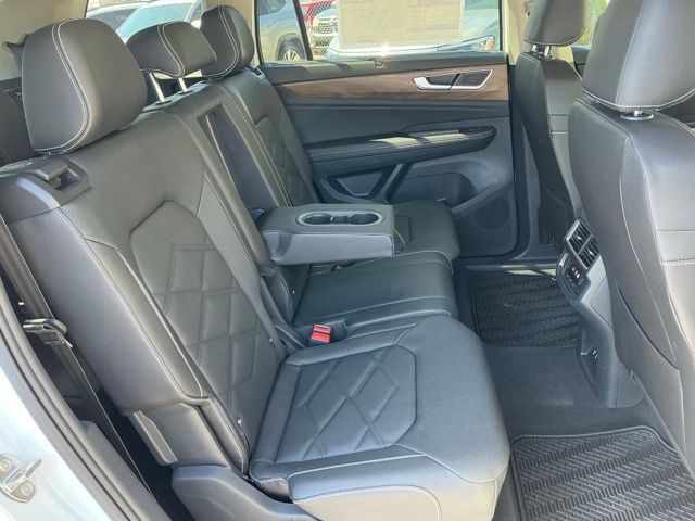 2026 Volkswagen Atlas SE w/Tech - Photo 19