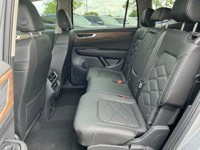 2026 Volkswagen Atlas SE w/Tech - Photo 14