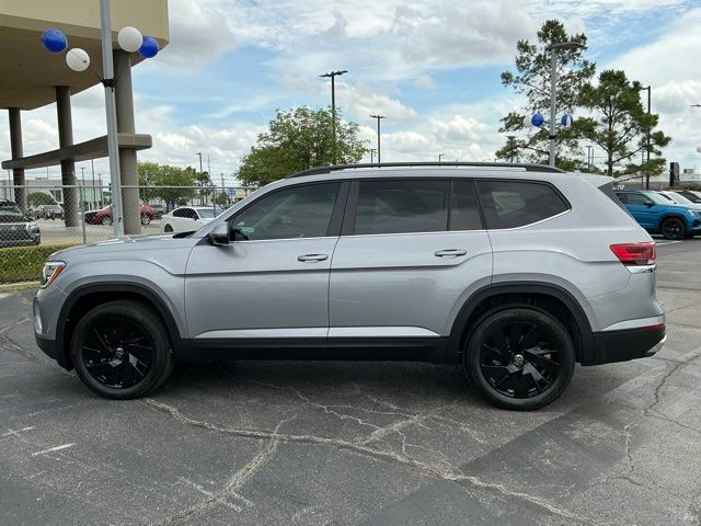 2026 Volkswagen Atlas SE w/Tech - Photo 6