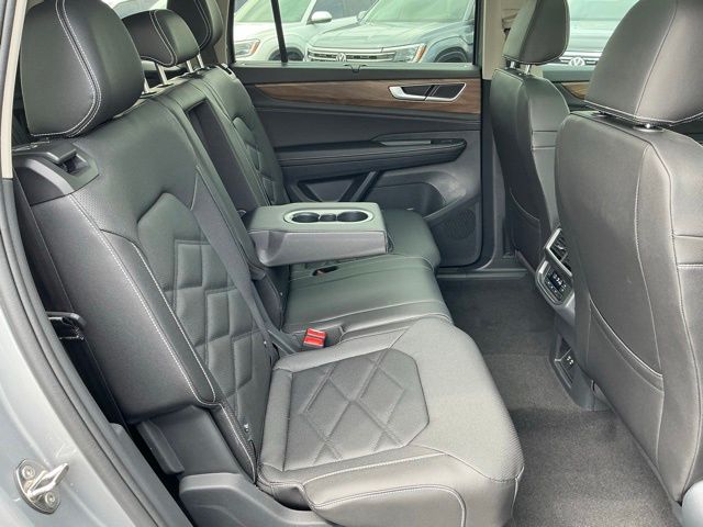 2026 Volkswagen Atlas SE w/Tech - Photo 19