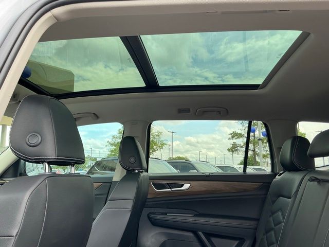 2026 Volkswagen Atlas SE w/Tech - Photo 22