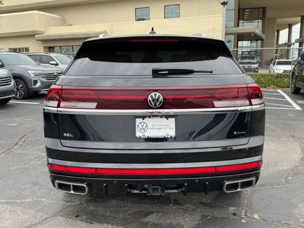 Certified 2024 Volkswagen Atlas Cross Sport 2.0T SEL R-Line SUV