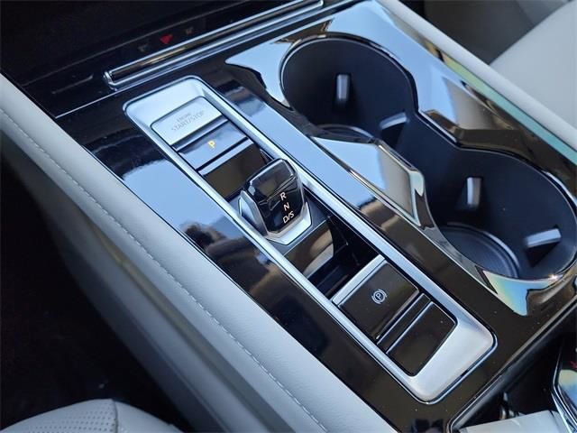 2026 Volkswagen Atlas SE w/Tech - Photo 24