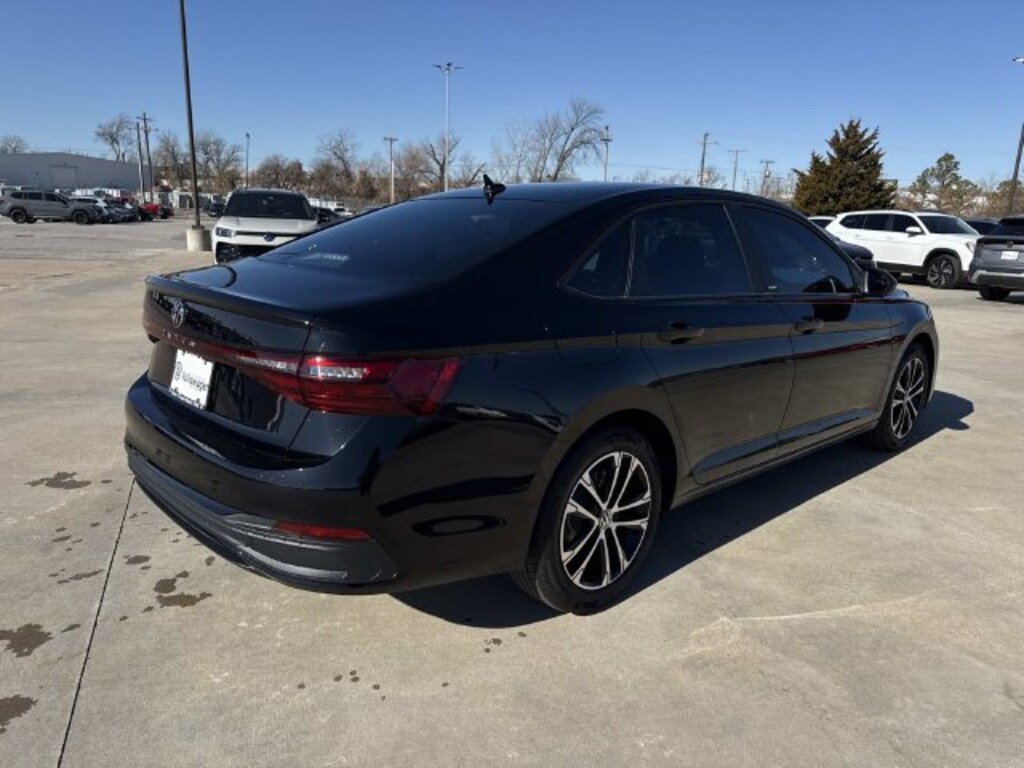 New 2026 Volkswagen Jetta 1.5T Sport Sedan