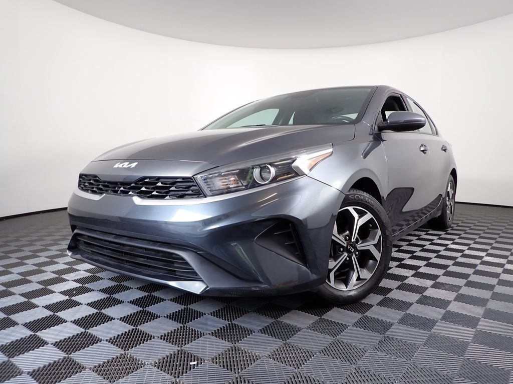 Used 2023 Kia Forte LXS Sedan