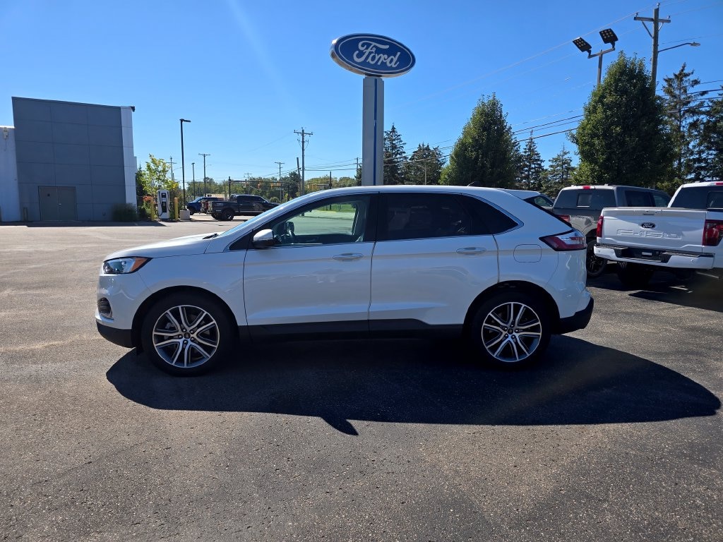 Certified 2023 Ford Edge Titanium SUV