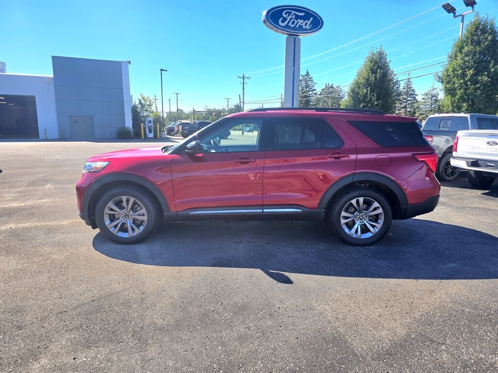 Certified 2024 Ford Explorer XLT SUV