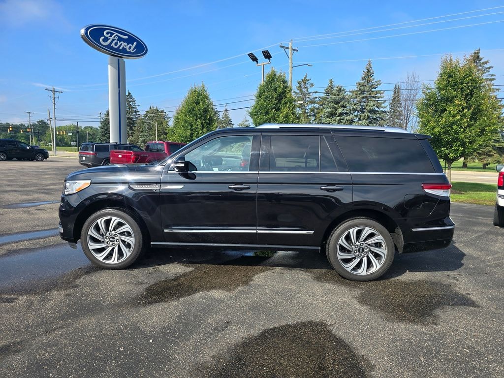 Used 2022 Lincoln Navigator Reserve SUV