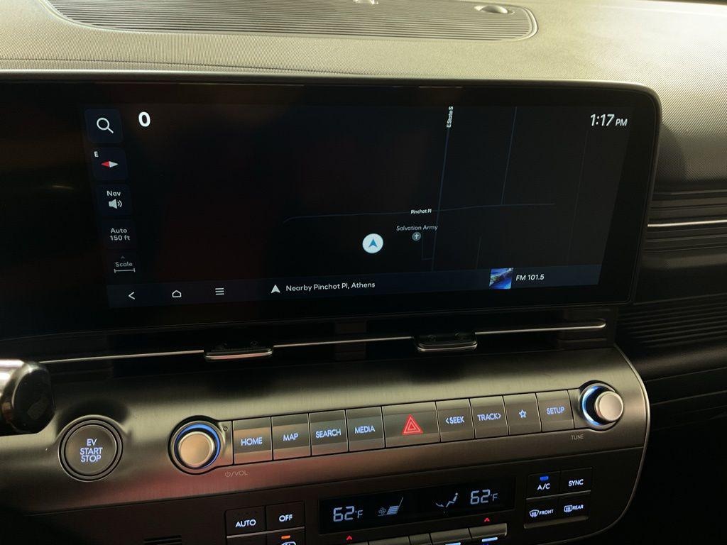 New 2025 Hyundai Kona Electric SEL SUV