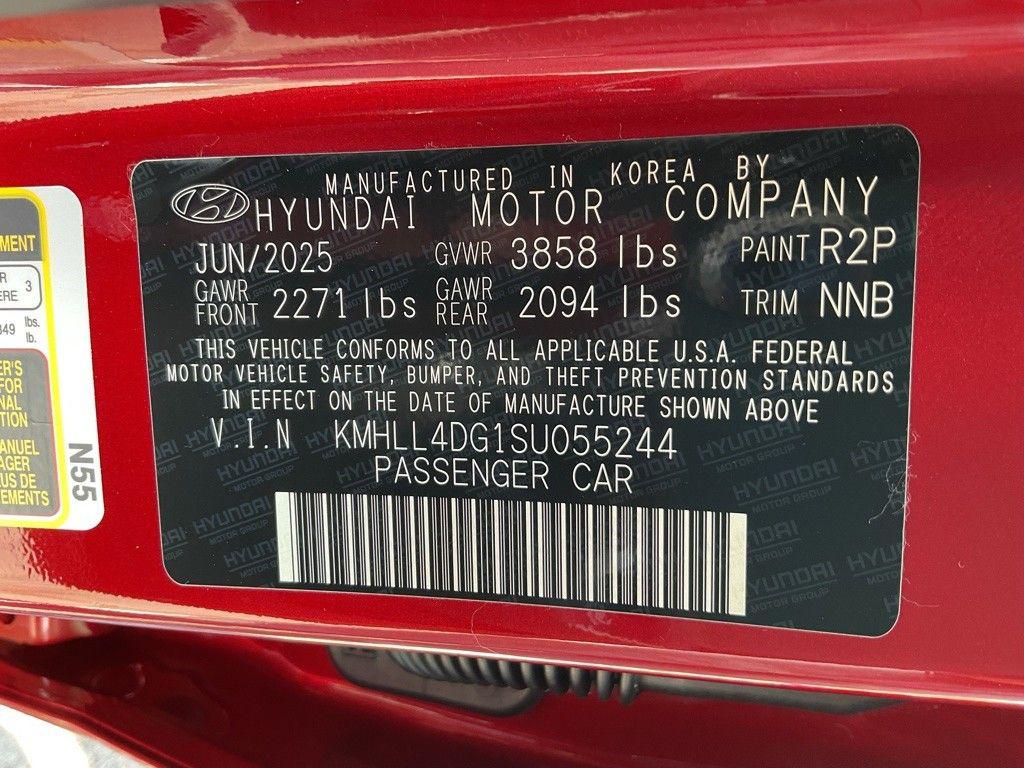 2025 Hyundai Elantra SE - Photo 39