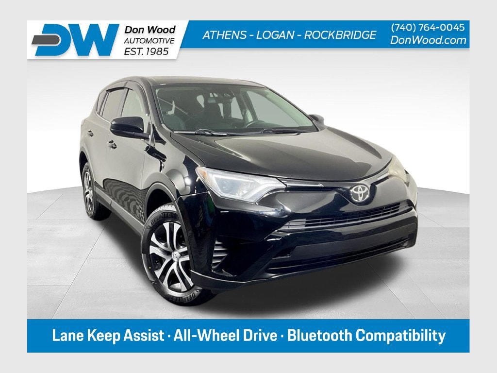 Used 2018 Toyota RAV4 LE LE AWD