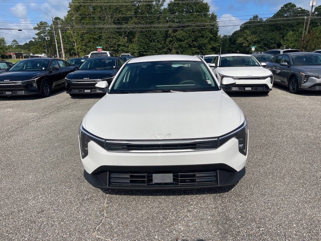 New 2026 Kia K4 LXS LXS Sedan