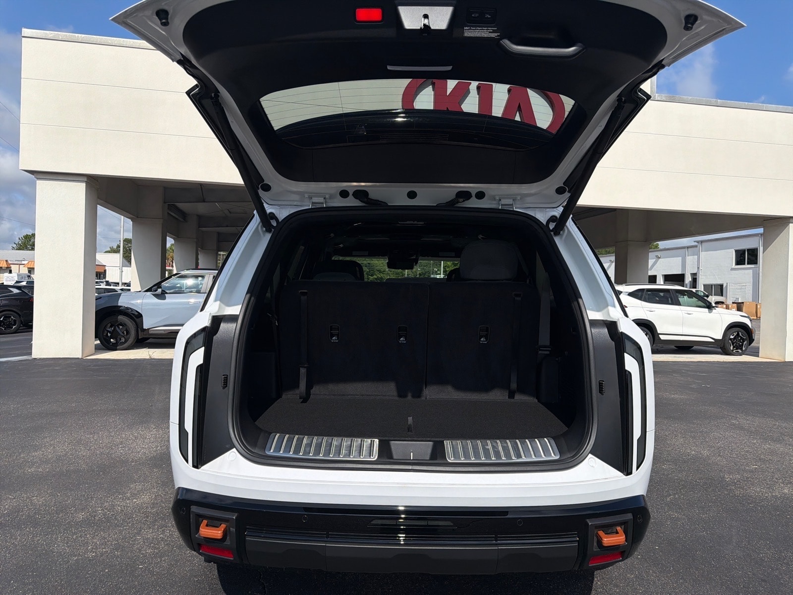 2027 Kia Telluride X-Pro SX Prestige - Photo 17