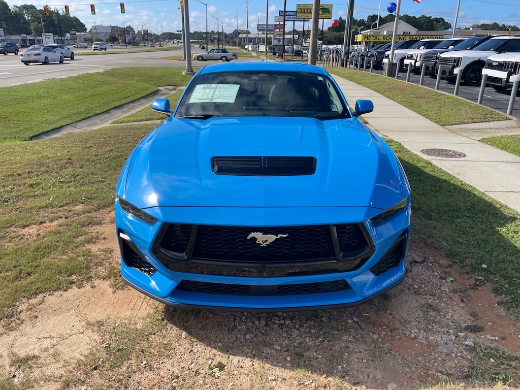Used 2025 Ford Mustang Coupe