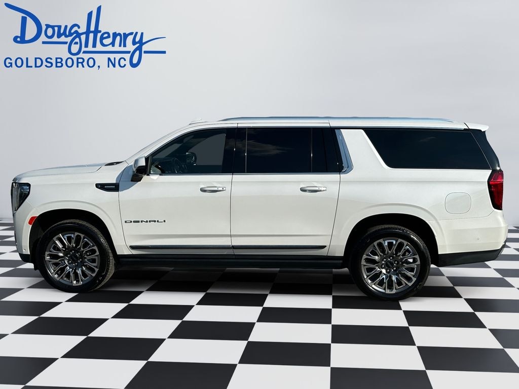 Used 2023 GMC Yukon XL Denali Ultimate SUV