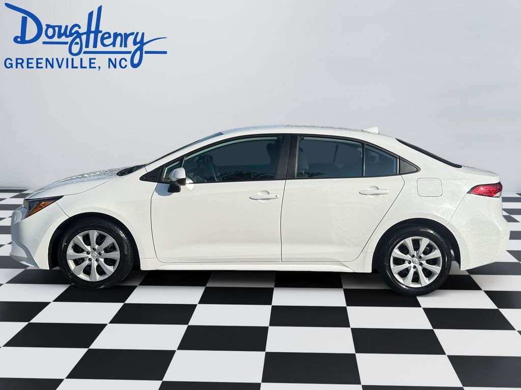 Used 2024 Toyota Corolla LE Sedan