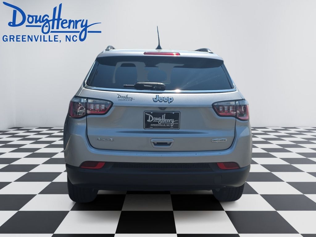 Used 2022 Jeep Compass Latitude Lux SUV