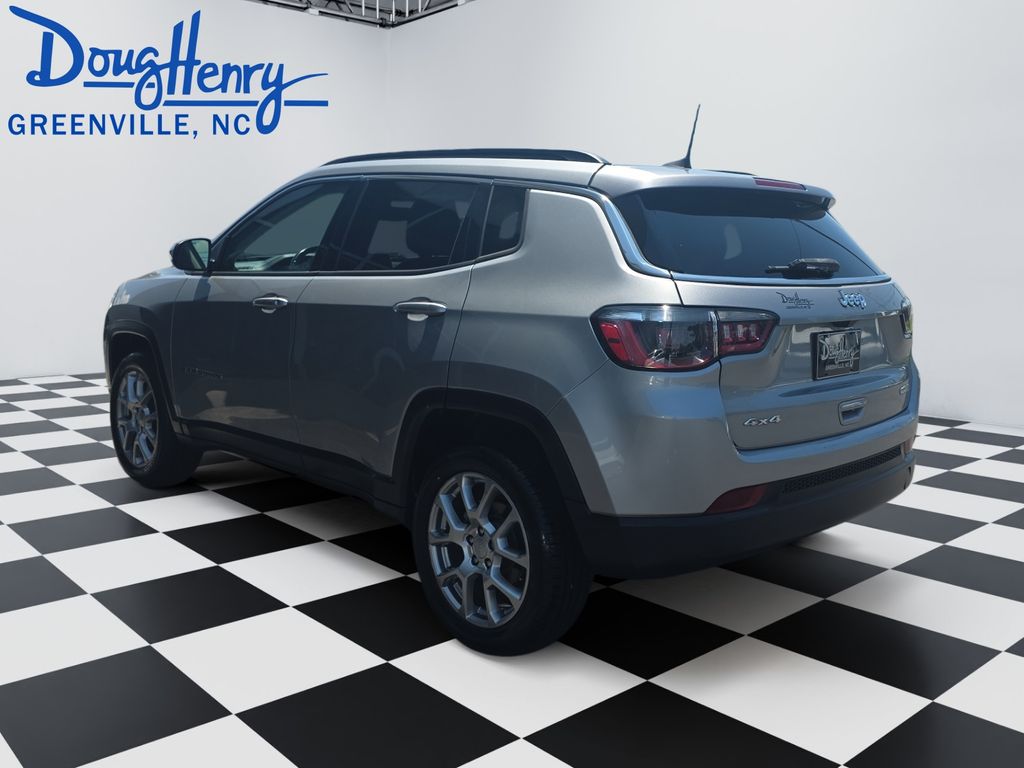 Used 2022 Jeep Compass Latitude Lux SUV