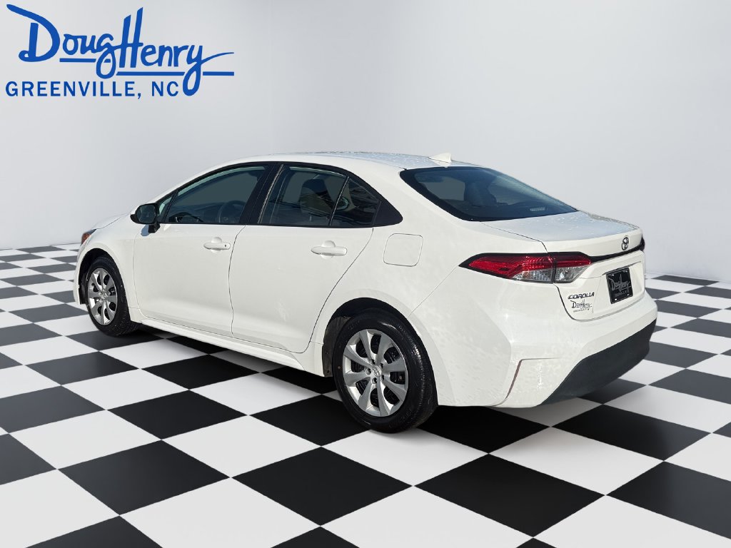 Used 2024 Toyota Corolla LE Sedan