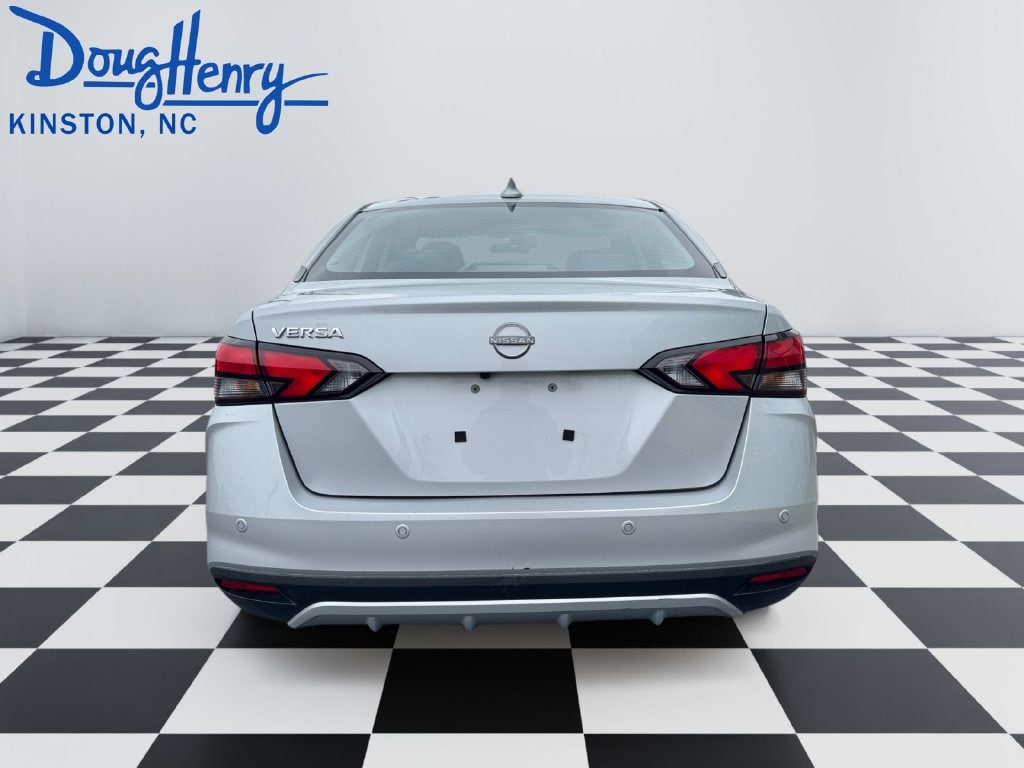 Used 2025 Nissan Versa 1.6 SV Sedan