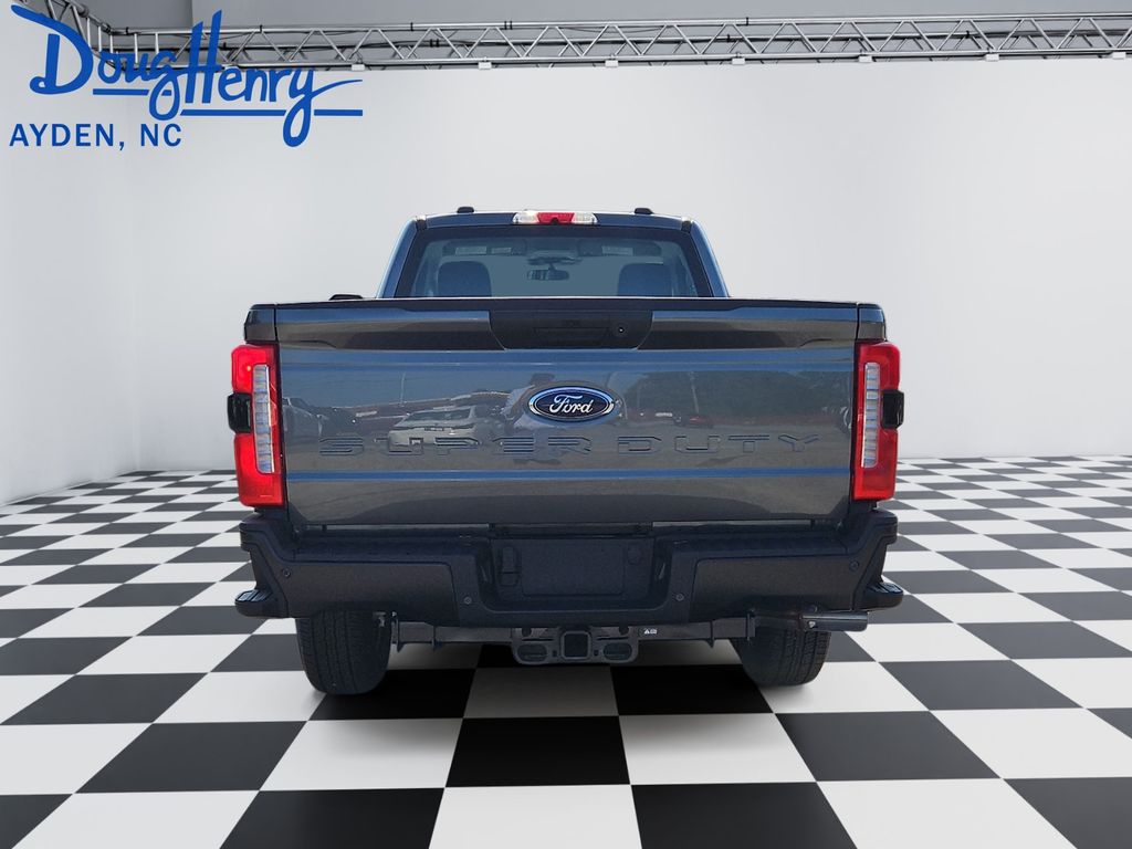 2025 Ford F-350 Super Duty XL - Photo 4