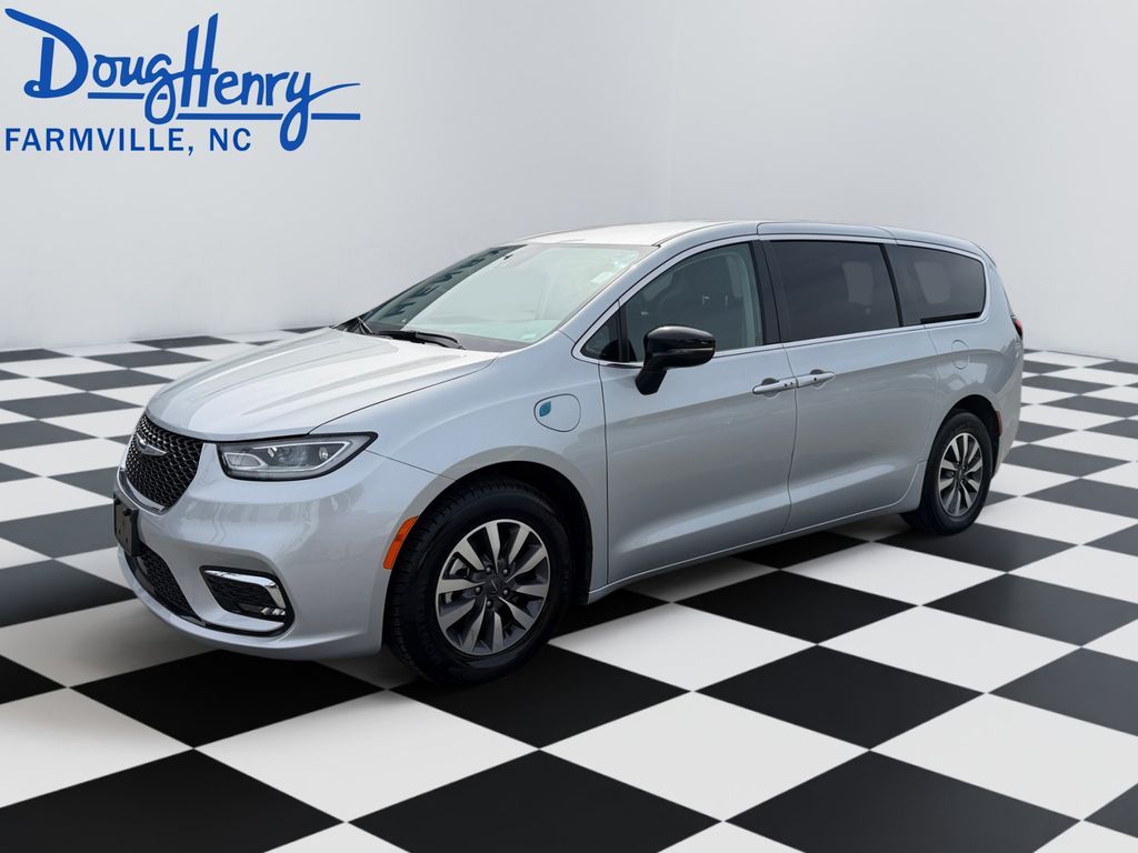 2024 Chrysler Pacifica