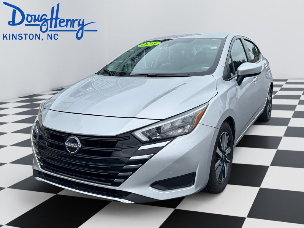 Used 2025 Nissan Versa 1.6 SV Sedan