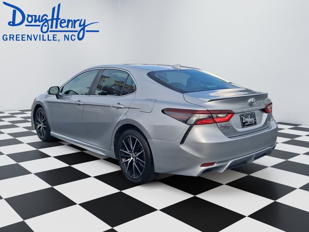 Used 2023 Toyota Camry SE Sedan