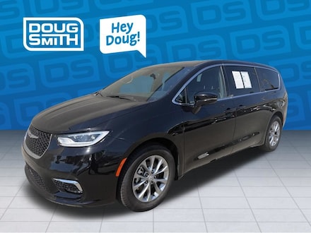 2026 Chrysler Pacifica Limited Minivan/Van