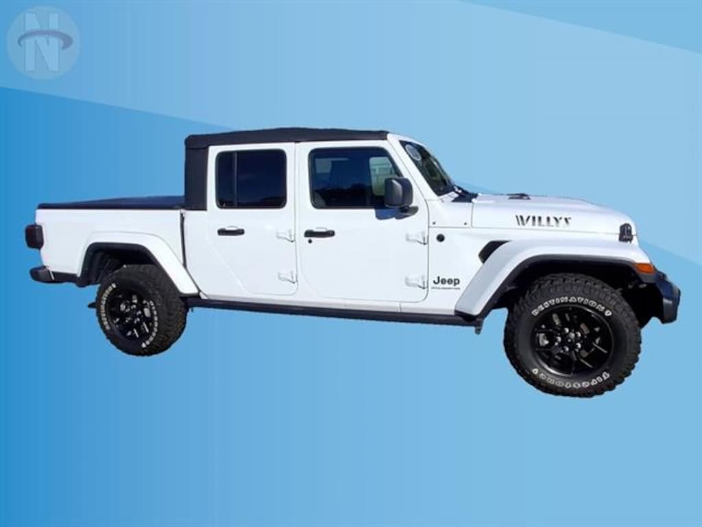 Certified 2025 Jeep Gladiator Willys Truck Crew Cab