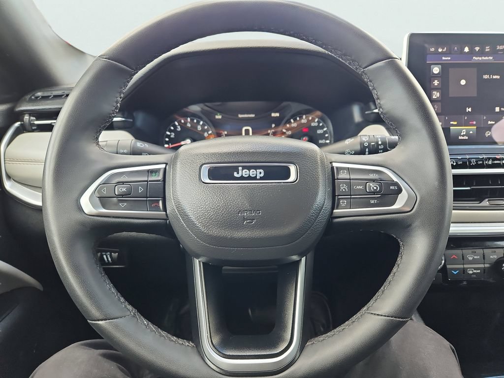 2025 Jeep Compass Limited - Photo 29