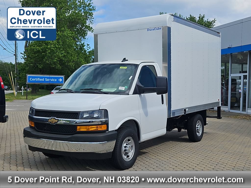 2026 Chevrolet Express Cutaway 3500 1WT Cutaway Van
