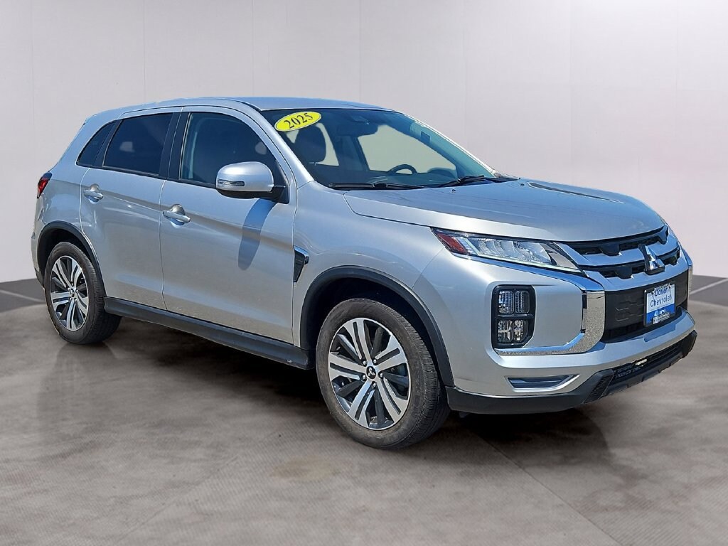 Used 2025 Mitsubishi Outlander Sport 2.0 SE AWC SUV
