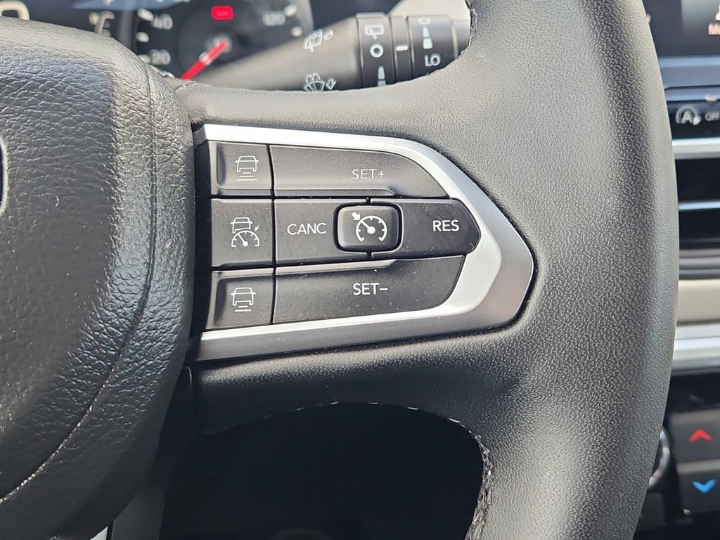 2025 Jeep Compass Limited - Photo 25