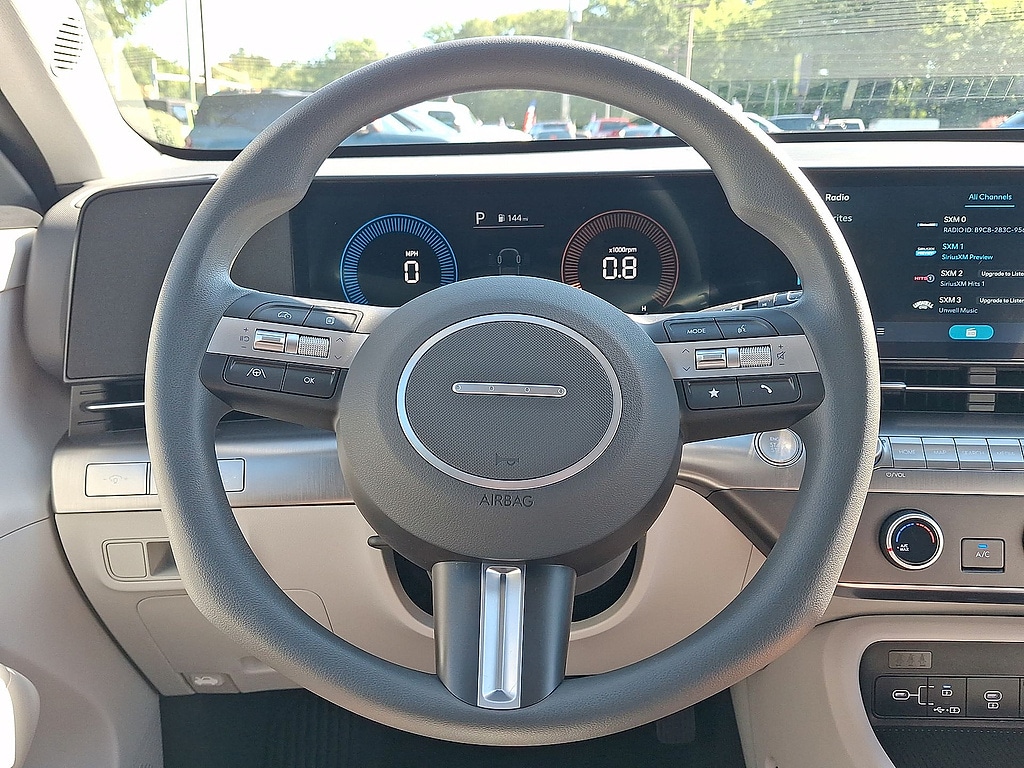 2024 Hyundai Kona SE - Photo 17