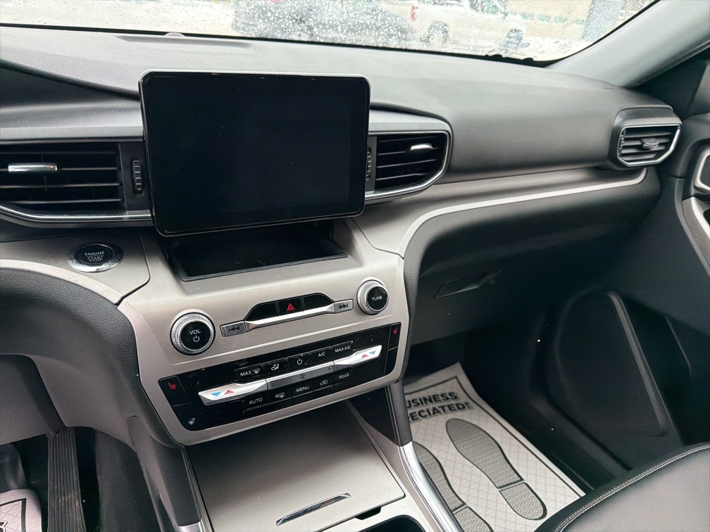 2022 Ford Explorer XLT - Photo 11
