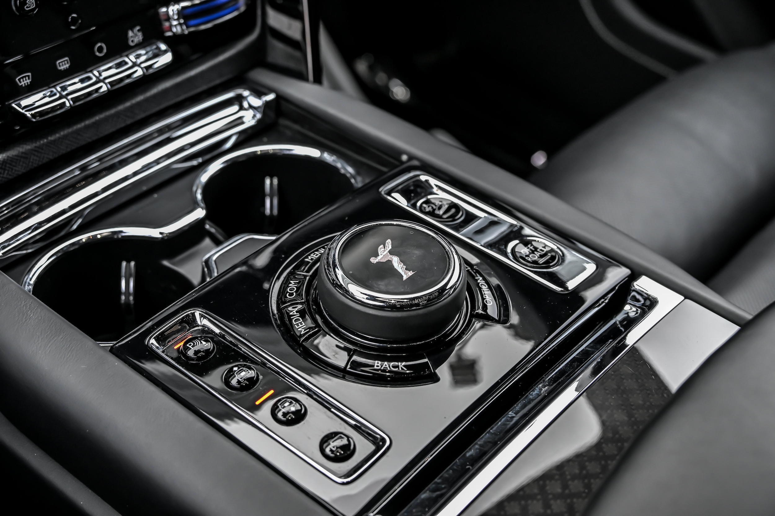 2024 Rolls-Royce Cullinan Black Badge - Photo 41