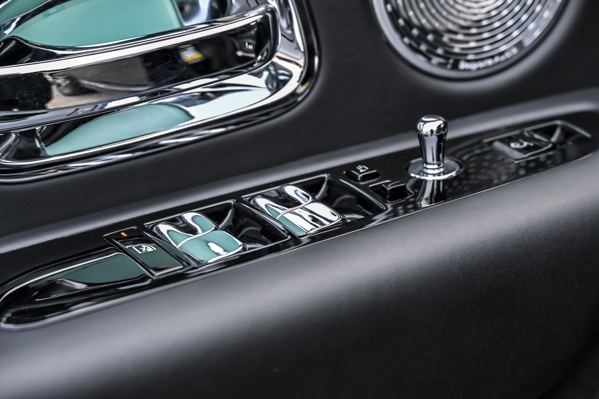 2024 Rolls-Royce Cullinan Black Badge - Photo 21