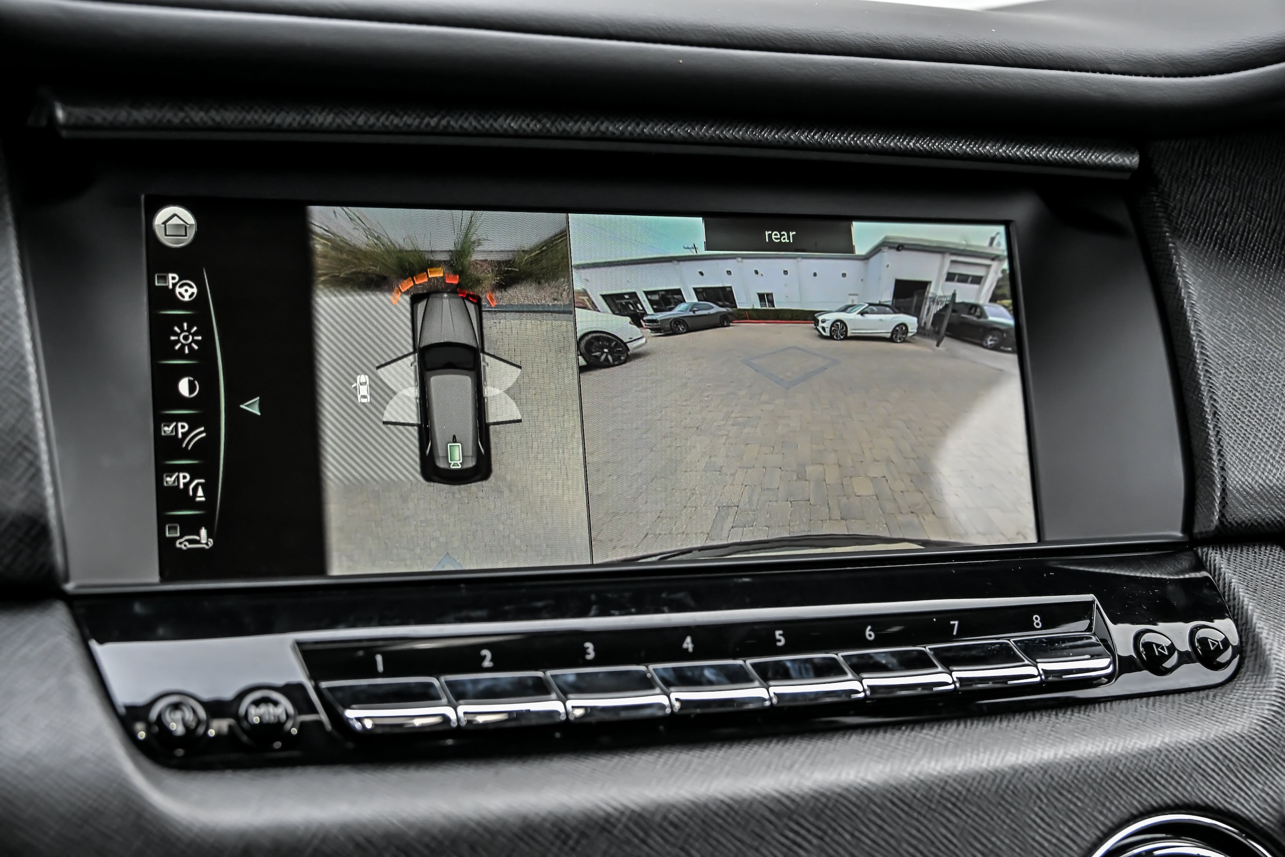 2024 Rolls-Royce Cullinan Black Badge - Photo 35