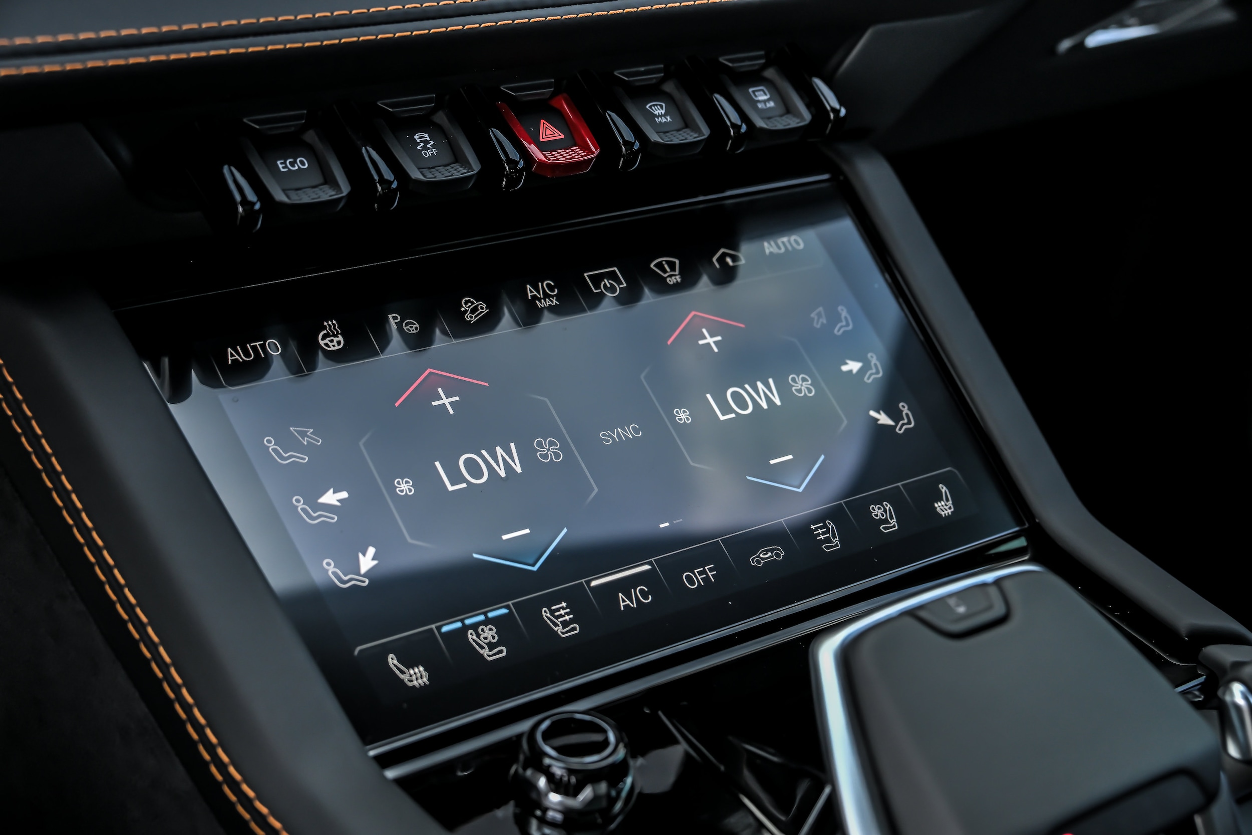 2026 Lamborghini Urus SE - Photo 41