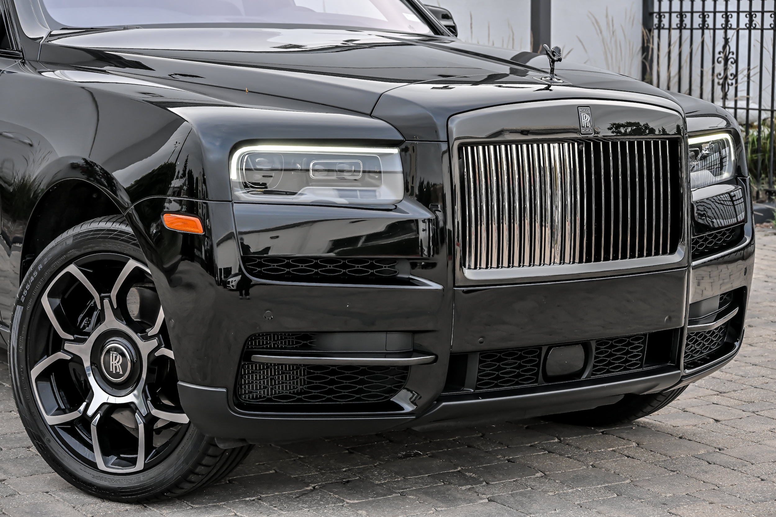 2024 Rolls-Royce Cullinan Black Badge - Photo 9